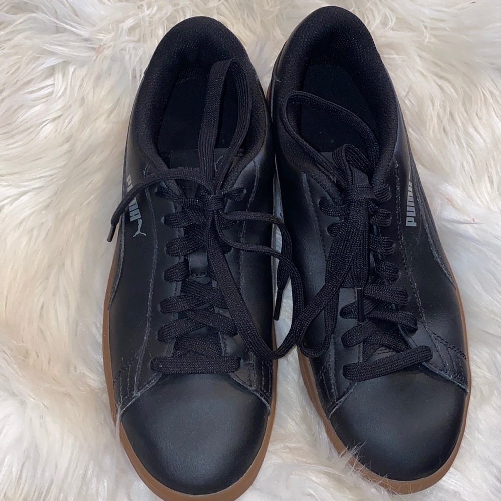 Puma Tennis shoes